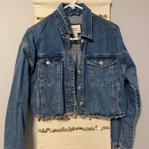 Cropped jean jacket